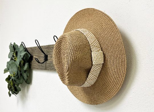 Distressed Farmhouse Style Coat Hook