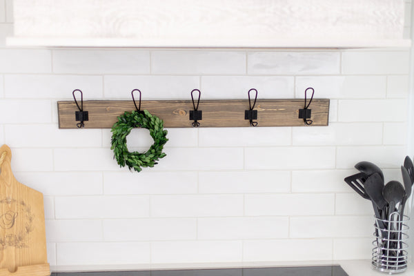 Farmhouse Wood Coat Rack for Entryway/Mudroom with Decorative Edge Made from Solid Wood
