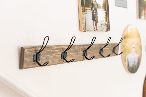Farmhouse Wood Coat Rack for Entryway/Mudroom with Decorative Edge Made from Solid Wood